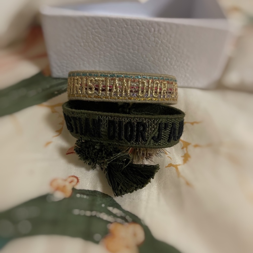 NIB J’ADIOR Bracelet Set. **LIMITED EDITION COLORS. SOLD OUT**